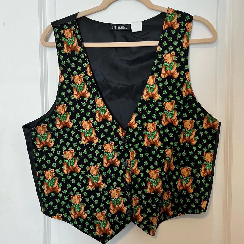 VNTG‎ 111 Main St. Patrick’s Day Shamrock Teddy Bear Vest
